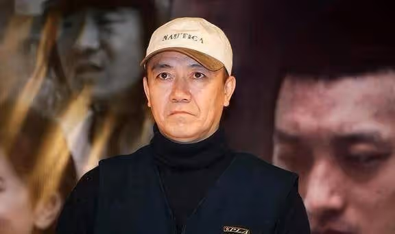 回顧李幼斌:愛都給二婚妻與繼子,卻與親兒反目,致其不願結婚