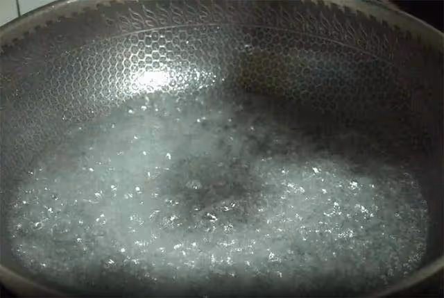 柚子皮不要扔掉了,教你做零添加的柚子糖,香甜軟嫩,身價翻5倍