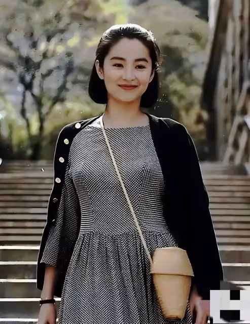 林青霞替身與本尊相似度極高,卻因甩大牌遭封殺,至今查無此人