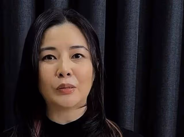 香港知名女星蒙嘉慧復出,身材走樣不敢認,移居日本福岡開公司