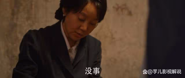 《小巷人家》黃玲過得那麼委屈,她為何不選擇離婚?她才是最清醒的