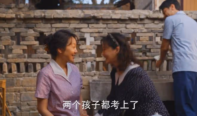 《小巷人家》直到黃玲停薪留職做售票員,才明白,莊圖南有多自私