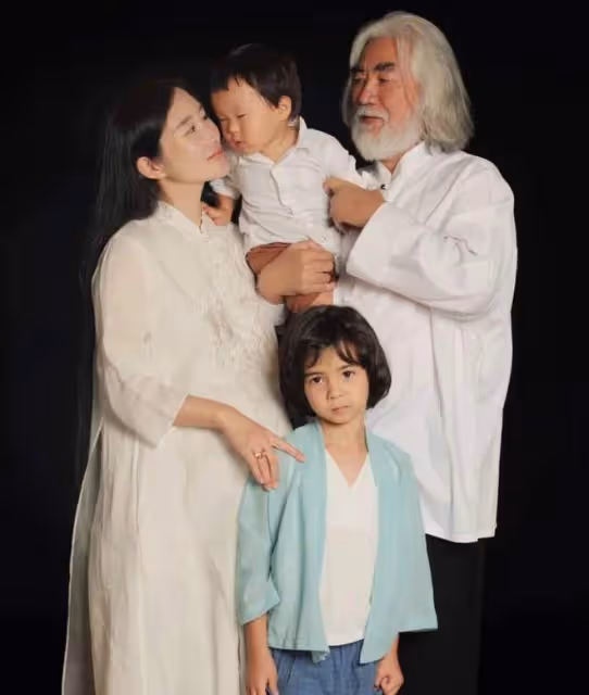 張紀中曬親子時光,馬丁缺席引猜測,家庭關係再成焦點