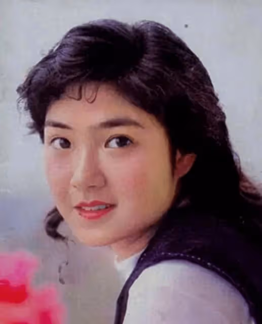 知名演員任冶湘:20歲一炮而紅,嫁普通老公,如今怎樣了?