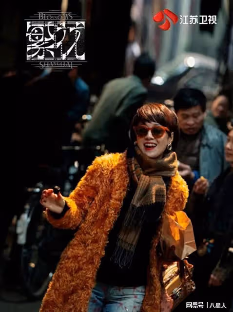 姚笛看哭了!文章帶女友外出就餐,女方似姚笛,生活優越開200萬豪車