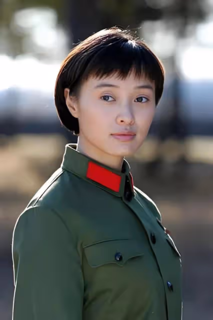 吳越:飾演第三者被罵,捧紅前男友卻被分手,52歲依然未婚未育