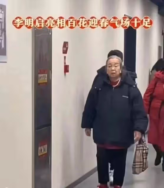 因為演得太像被觀眾砸雞蛋!原來容嬤嬤李明啟才是真的好人!