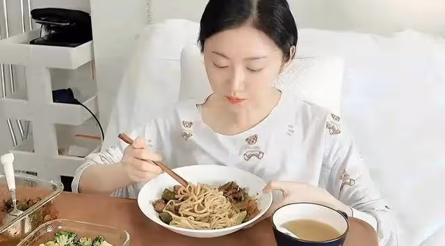 一招口碑逆襲,景甜熱搜新話題,張繼科不再是焦點