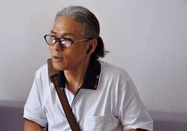 曾5天賺280萬出門有6名保鏢保護,破產後一夜白頭,今賣包子暴富