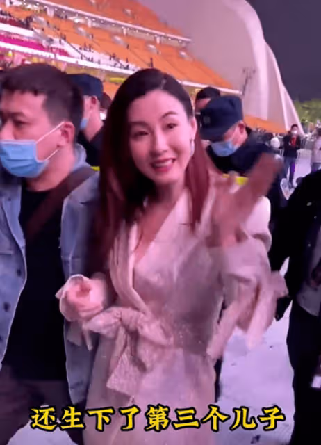 這次張柏芝贏了!王菲辛辛苦苦維持的體面,被一張照片撕了個粉碎