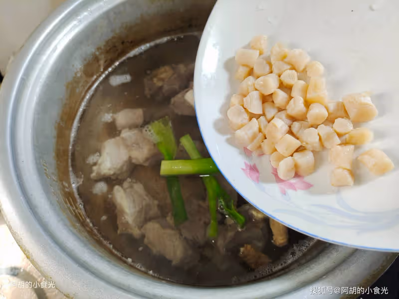 雞湯魚湯靠邊站,天冷不如喝這湯!堅持每周煲一鍋,吃肉吃菜又喝湯、鮮爽不膩