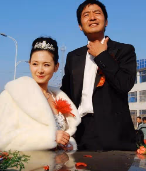 程莉莎喊話郭曉冬道歉,閆妮成導火索,事件發酵反添柴火