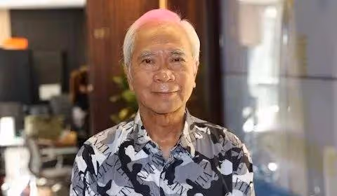 TVB老戲骨74歲生日扮靚監獄探未婚妻,約定待出獄後結婚,預告拍婚紗照