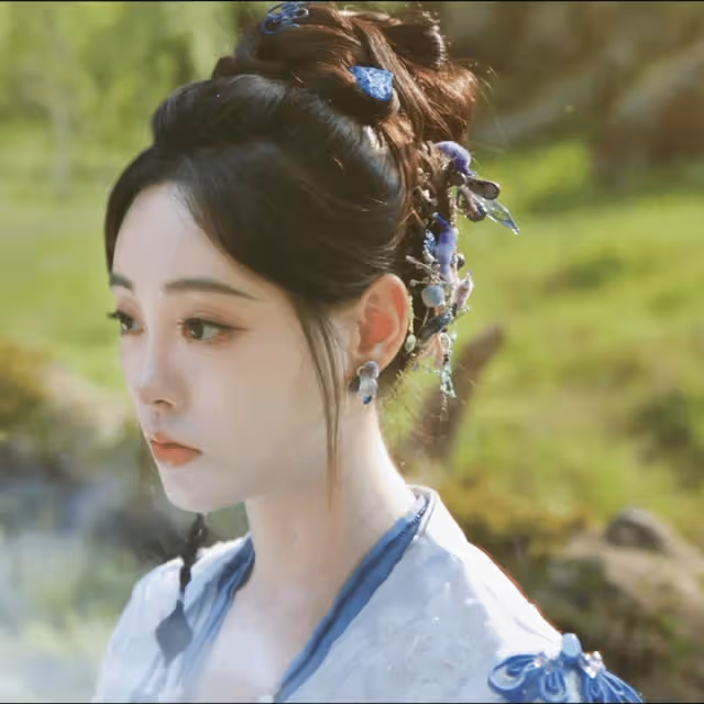 女演員的長相有多重要,看永夜星河的虞書欣和陳都靈就知道了