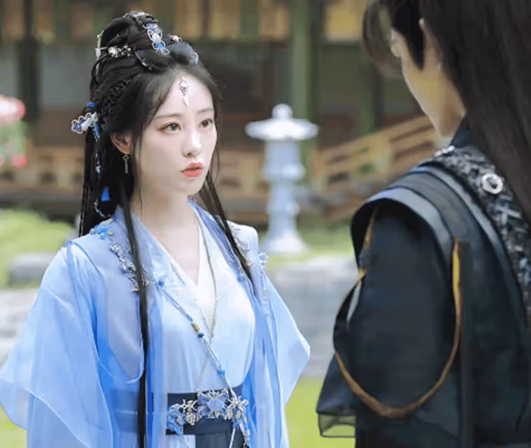 女演員的長相有多重要,看永夜星河的虞書欣和陳都靈就知道了