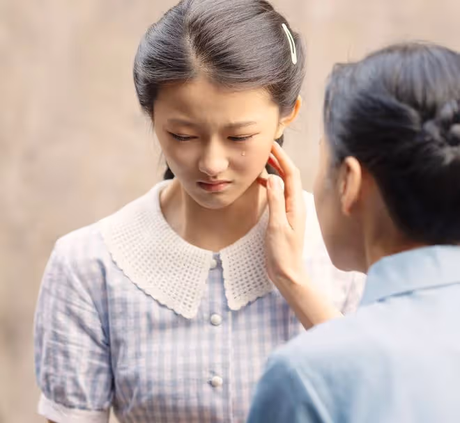 《小巷人家》看了原著,才懂向鵬飛才是所有孩子中最拎得清的