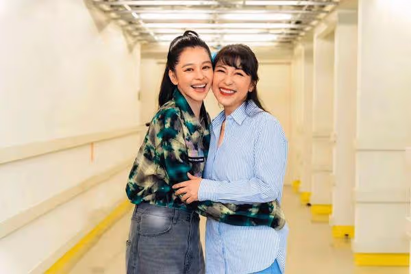徐若瑄罹癌住院開刀「整個喉嚨麻麻的」!罕見甲狀腺癌是家族遺傳