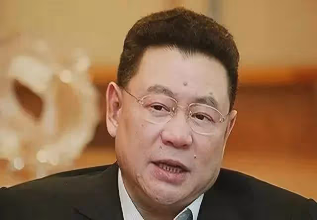 劉鑾雄自食惡果?狂賺千億不交一分稅!今投資恆大虧損上百億