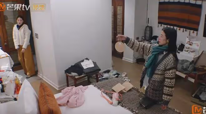 周雨彤從內娛清冷女神到人人喊打,她只用了兩個月