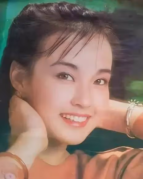 比劉曉慶更生猛的,是她媽!能在軍統手中逃脫,她才是真正的傳奇
