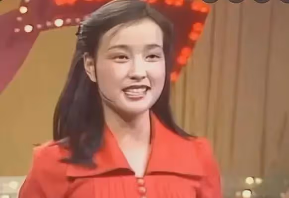比劉曉慶更生猛的,是她媽!能在軍統手中逃脫,她才是真正的傳奇