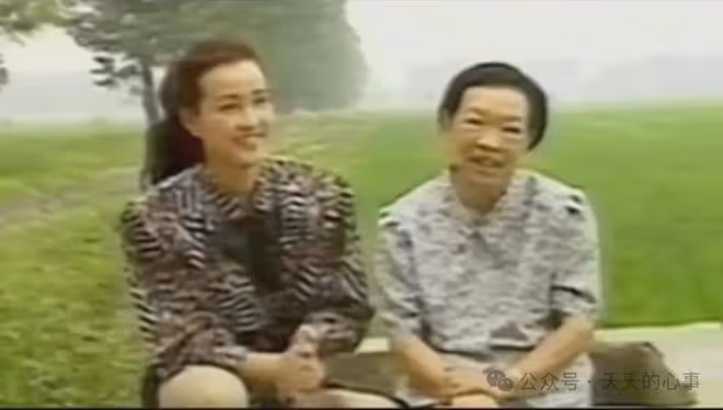比劉曉慶更生猛的,是她媽!能在軍統手中逃脫,她才是真正的傳奇