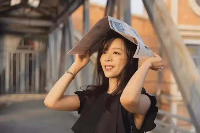 44歲張靜初近況曝光,飽受黃謠困擾14年,如今無性無愛