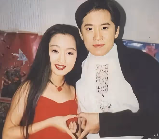 隱瞞了28年後,楊鈺瑩終於坦白:如果當年接受毛寧,現在早已當媽