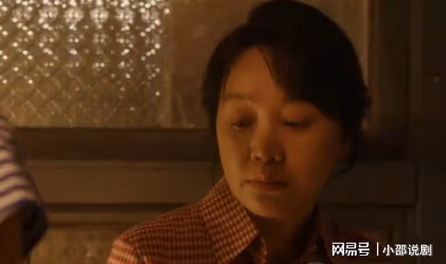 小巷人家：向鵬飛貴州經商成首富，千畝良田送黃玲，莊母嫉妒紅眼