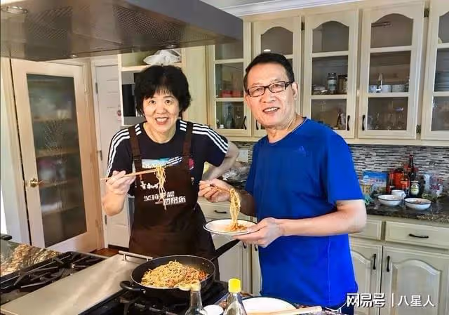從「鐵榔頭」到「整容狂魔」，64歲醫美失敗的郎平，近況令人唏噓