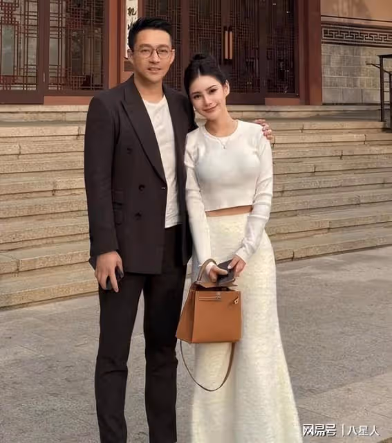 接地氣!汪小菲帶馬筱梅到成都吃串串,結果被一眾男粉絲圍著敬酒