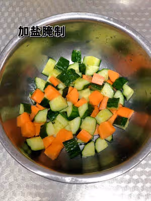 家常快手宮保雞丁，小朋友也能吃的微辣版，小白也能復刻95%形似，90%味道！
