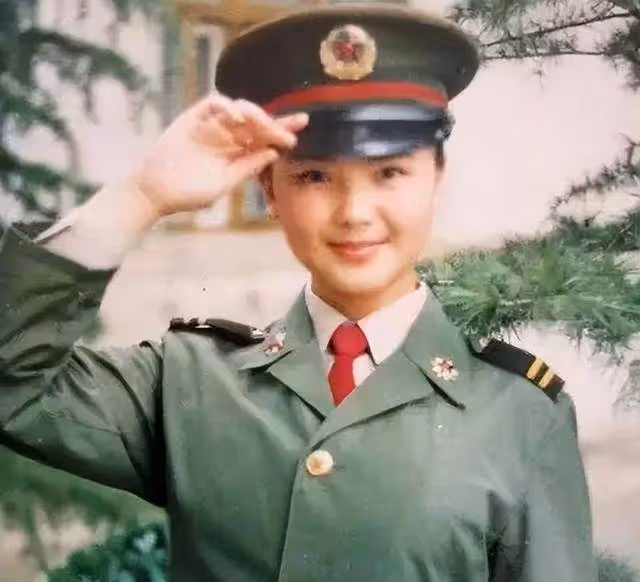曾與劉濤同床共枕4年,如今年過六旬依舊單身,劉濤:我對不起他
