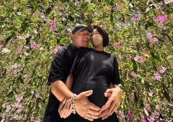 郝劭文老婆林寧瑞最新孕照曝光,肚大圓潤,溫柔模樣孕相超明顯!