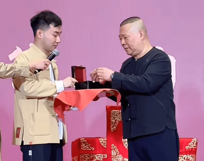 郭德綱疑似回應楊議叫囂！公開另一隱藏技能，楊議倆帳號已被禁言