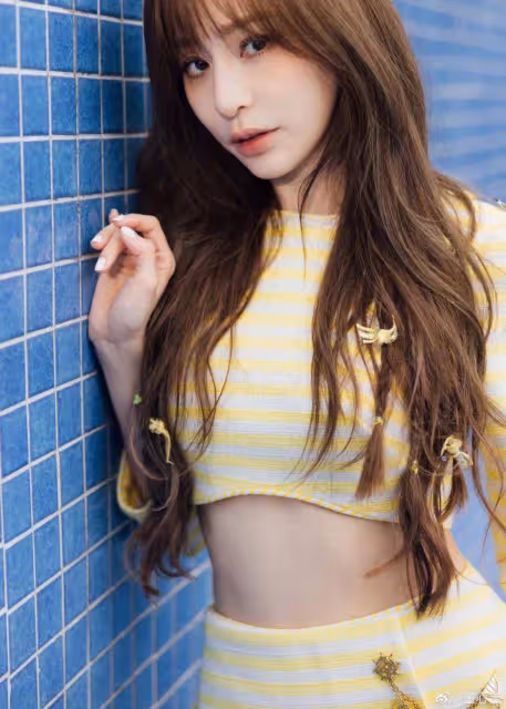 「甜心教主」王心凌美艷寫真!膚白貌美魔鬼身材性感火辣
