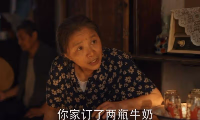 《小巷人家》:看懂周科長喝咖啡,才明白莊超英鬥不過父母