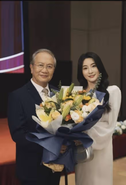 TVB老戲骨戲裡遭視後掌摑，牙齒被打到鬆動，曾因妻子離世拒拍戲