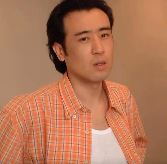 著名演員於和偉:我這輩子最正確的決定,就是娶了一個平凡的妻子