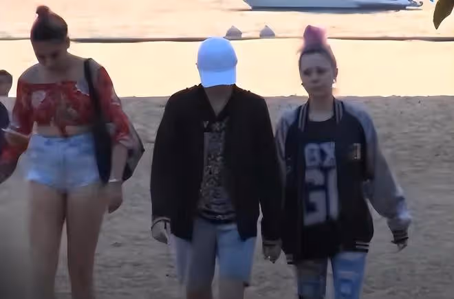 吳卓林妻子andi露面,非主流打扮繼續叛逆,24歲吳卓林仍舊不回家
