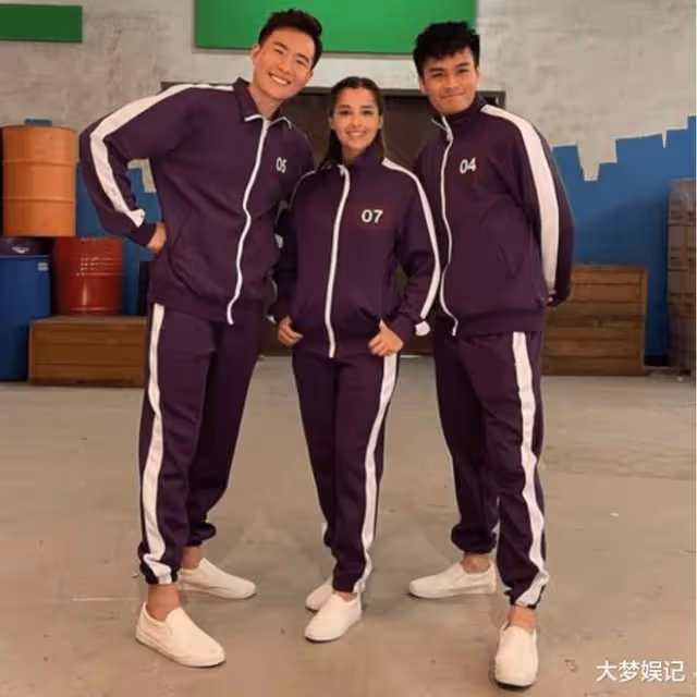 最美港姐街頭賣唱？謝嘉怡奪冠後工作少…忍上海11度低溫唱到發抖