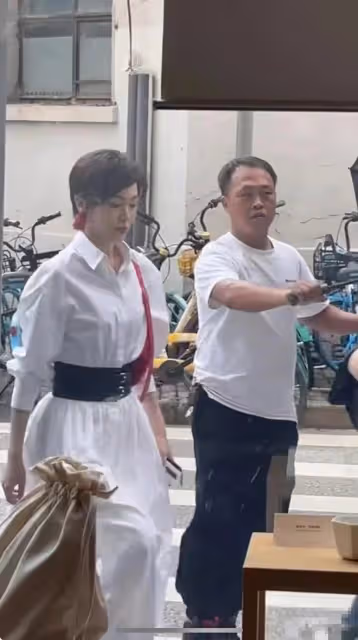 為角色而生!趙麗穎唐嫣破尺度再剪短髮,一個帥氣精幹一個難相認