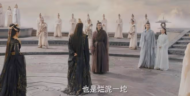 同樣頭飾繁瑣,為何《永夜星河》女演員能做到艷而不俗,動而不亂