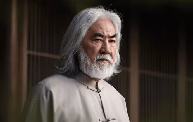 張紀中70歲宣言拼搏人生,內娛再掀年齡與心態討論,網友熱議不斷