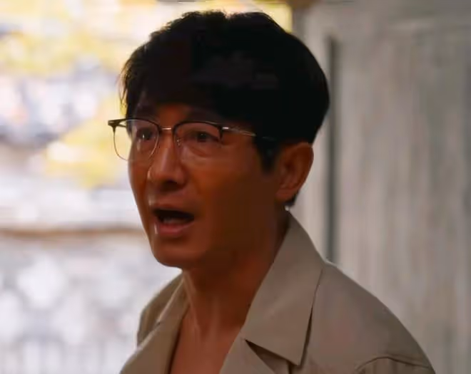 《小巷人家》范丞丞、關曉彤演打臉戲,演技不能對比,差距太明顯
