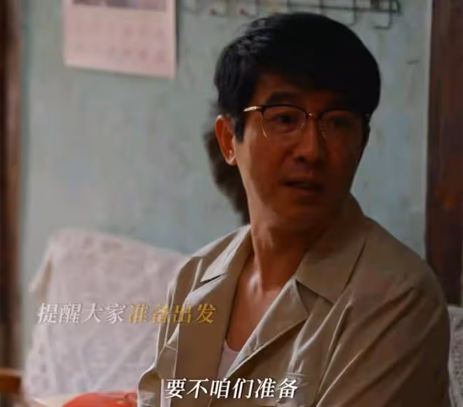 《小巷人家》范丞丞、關曉彤演打臉戲,演技不能對比,差距太明顯