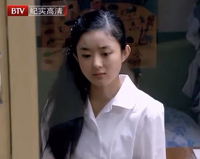 同一張臉,氣質天差地別,紅氣養人這門玄學,比整容還管用!