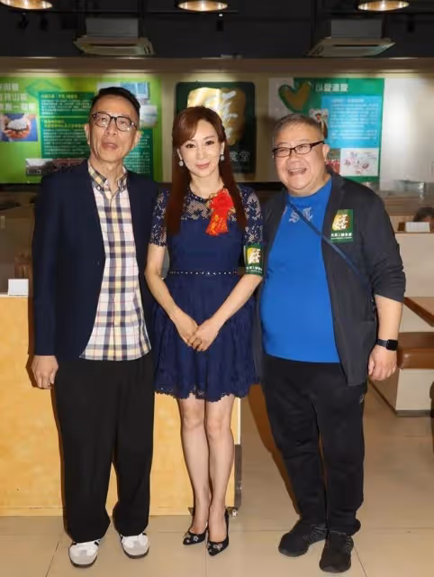 59歲美魔女自爆拍廣告挑戰性感底線,跑內地忙商演活動,直言拍劇隨緣