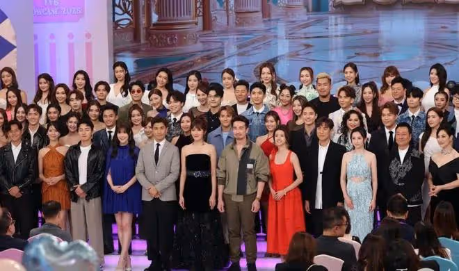 TVB視帝承認思想傳統不贊成子女早戀,透露新劇將演中醫,直言沒難度