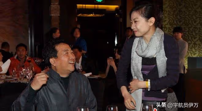 「春晚釘子戶」姜昆的老婆,丈夫能上22次春晚